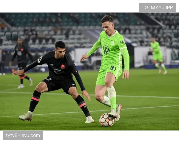 德甲多队后防告急,赛季初频频失守亟需补强 德甲多队后防告急,赛季初频频失守亟需补强