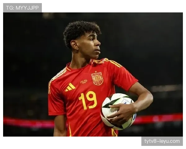 格里马尔多左路攻防表现稳健，入选西班牙国家队近期名单